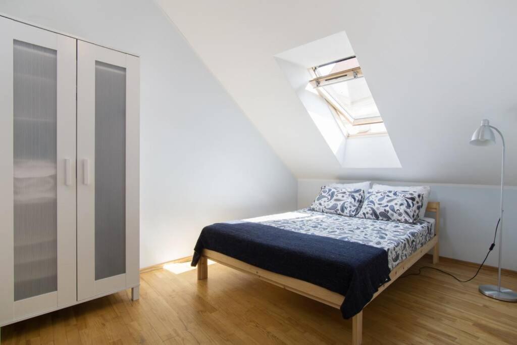 Private Sauna & 4 Bedrooms Old Town Rooftop Apartment Wilna Exterior foto